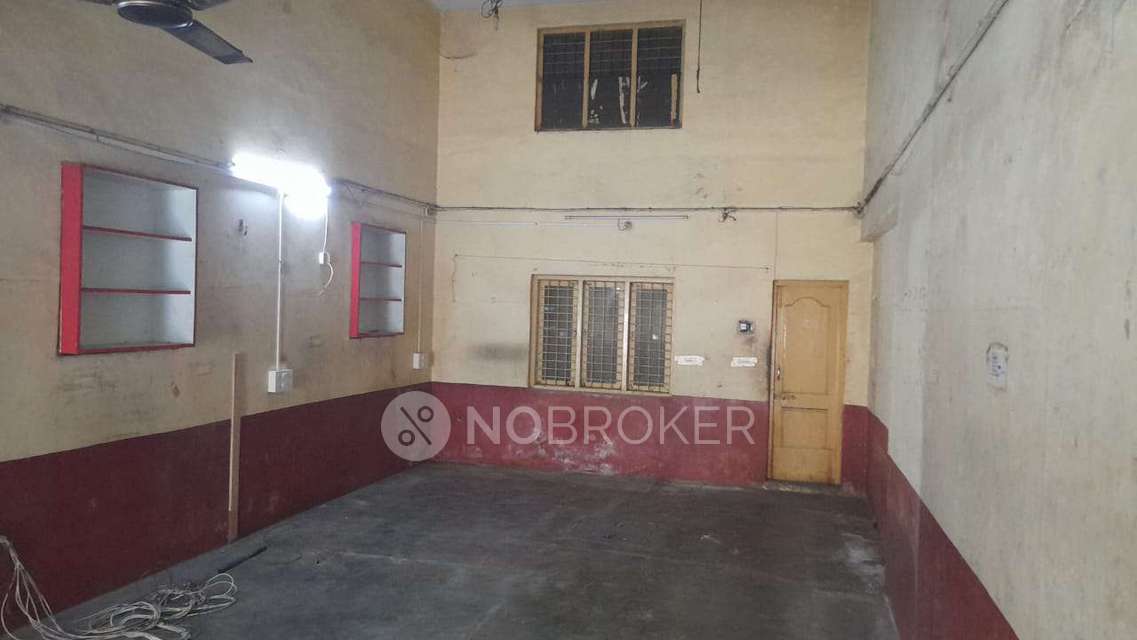 Godown/Warehouse in Sampangiram Nagar, Bangalore for Rent 