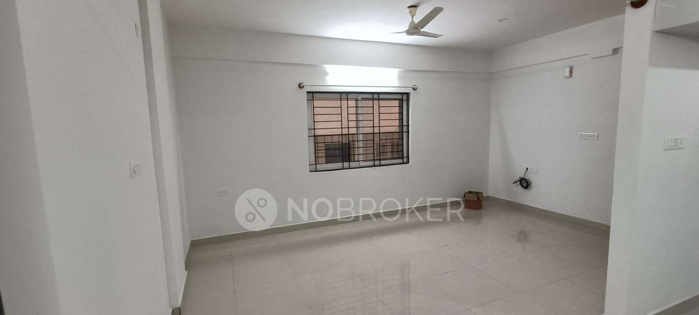 2 BHK Flat In Eshanya Prathama Apartment For Sale  In Kammanahalli