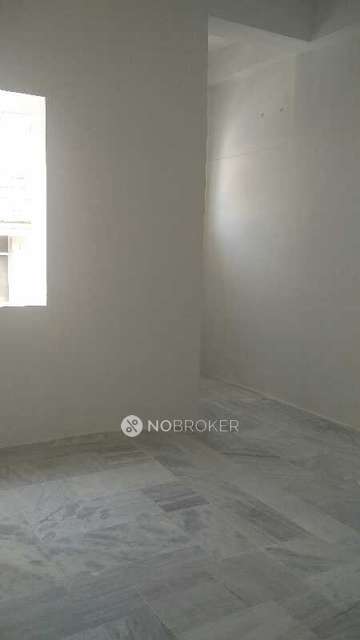 2 BHK Flat In Bhatia Palace For Sale  In Kotturpuram