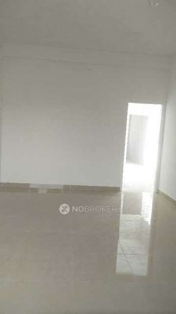 2 BHK Flat In Bhatia Palace For Sale  In Kotturpuram