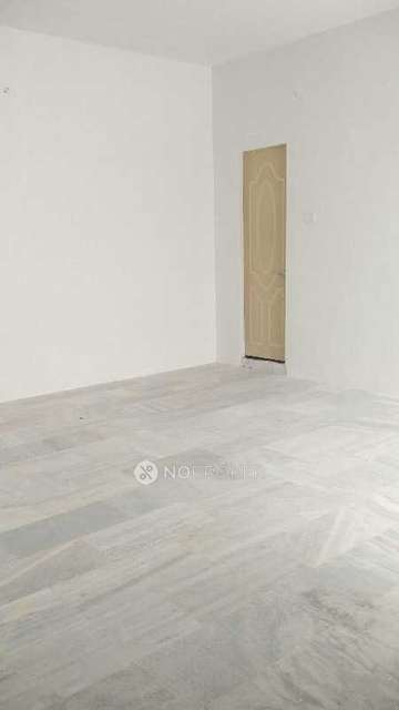 2 BHK Flat In Bhatia Palace For Sale  In Kotturpuram