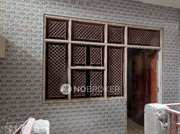 1 RK Flat In Standalone Building  for Rent  In Surajpur