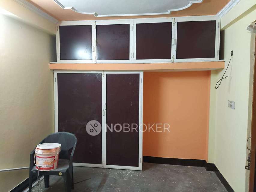 1 RK House for Rent  In Sector 53