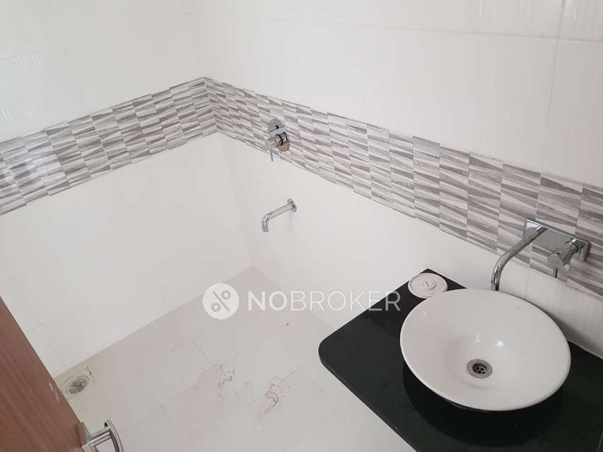 1 BHK Flat In Gemini Grand Bay for Rent  In Manjri