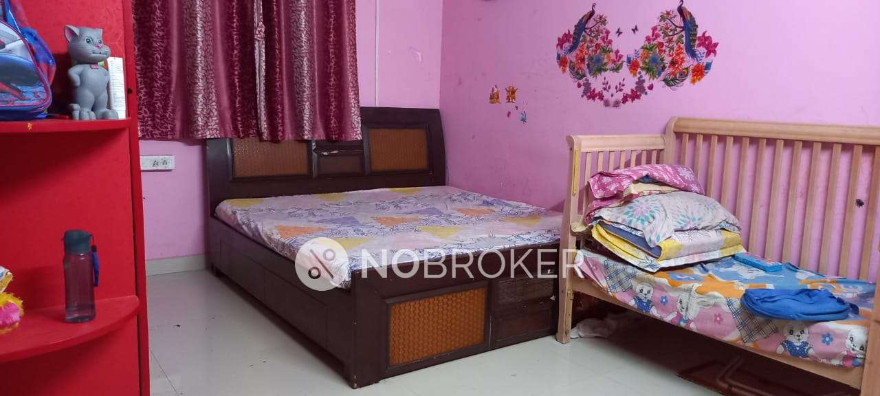 2 BHK Flat In Ravoos Temple Bells For Sale  In Munnekollal