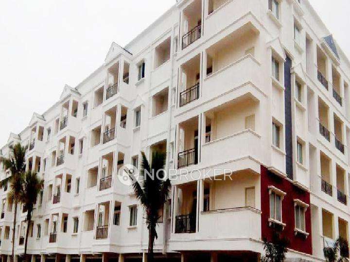 2 BHK Flat In Ravoos Temple Bells For Sale  In Munnekollal