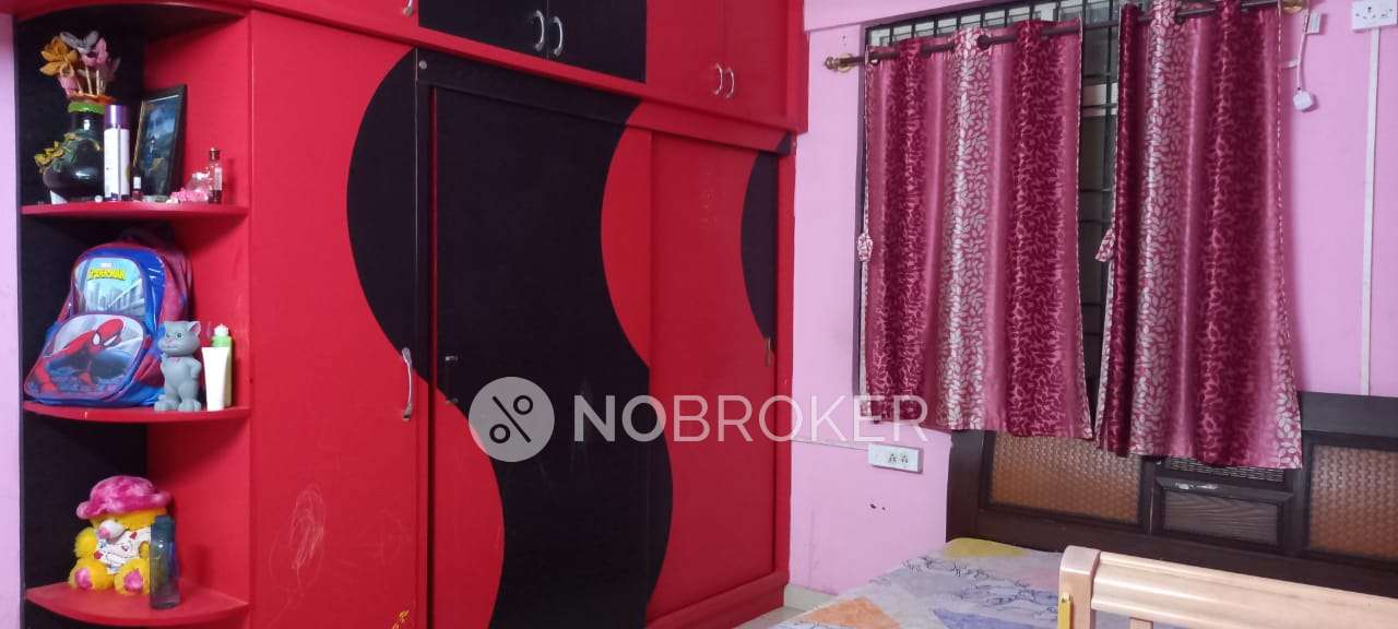 2 BHK Flat In Ravoos Temple Bells For Sale  In Munnekollal