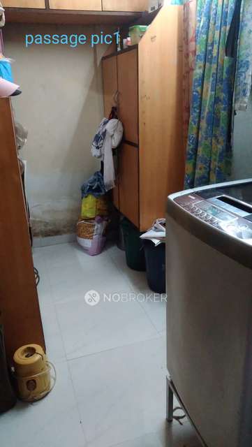 1 BHK Flat In Shree Niwas Bldg For Sale  In Shri Niwas Bldg