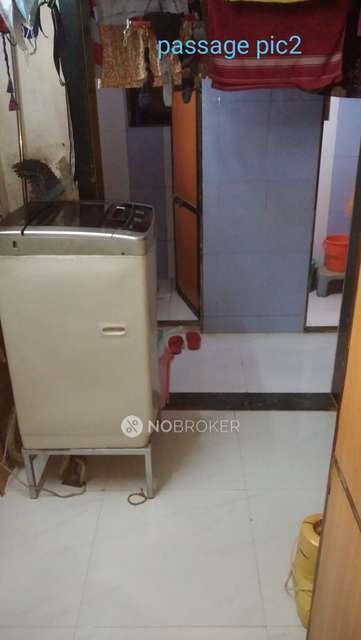 1 BHK Flat In Shree Niwas Bldg For Sale  In Shri Niwas Bldg