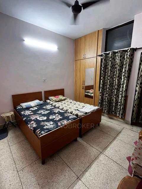 PG for Girls in Sector 15