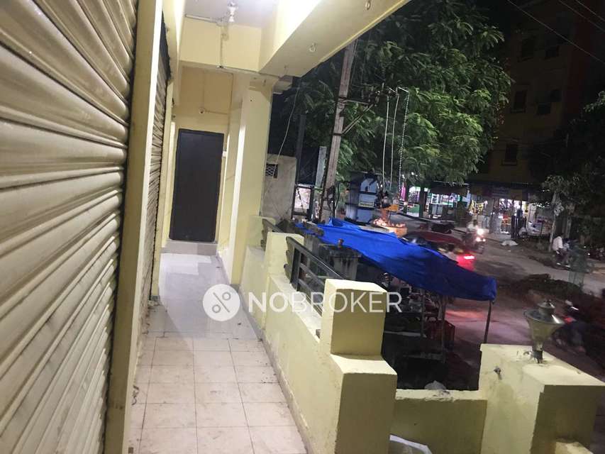 Shop in Manikonda Jagir, Hyderabad for Rent 