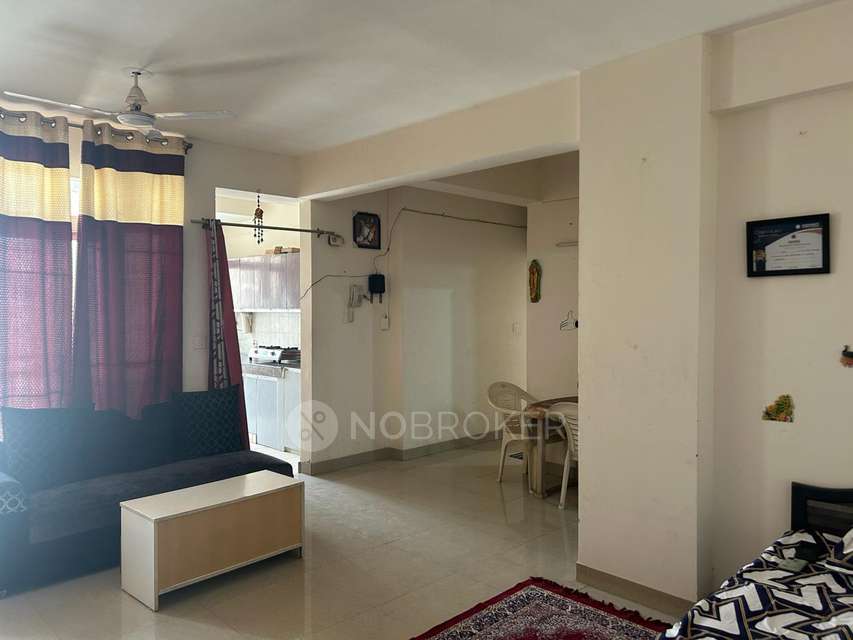 3 BHK Flat In Klj Platinum Heights, Sector 77 for Rent  In Sector 77