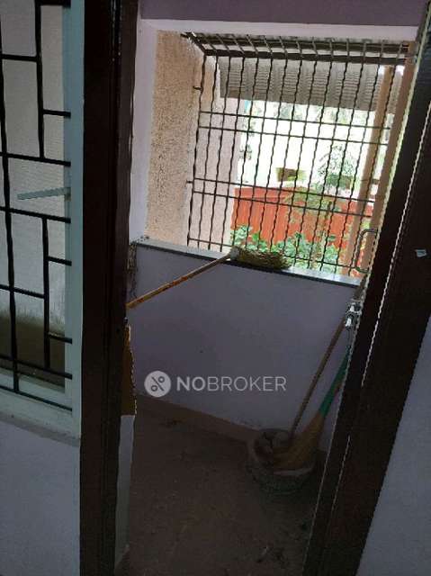 2 BHK Flat In Castle 222 Flats For Sale  In Korattur, 