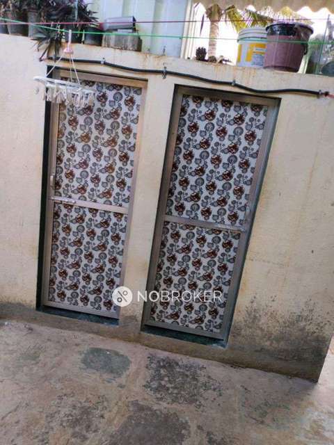 1 BHK House For Sale  In Goregaon East