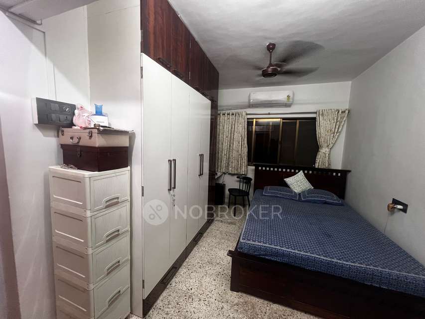 2 BHK Flat In Daya Sarita Apartments For Sale  In Malad East