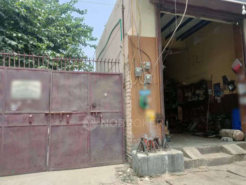 Godown/Warehouse in Mundka, Delhi for Rent 