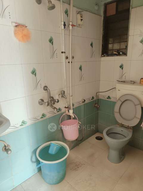 2 BHK Flat In Bhakti Park For Sale  In Thane West