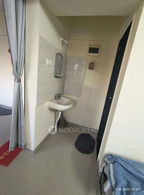 2 BHK Flat In Vedant Pinakin, Hadapsar for Rent  In Hadapsar