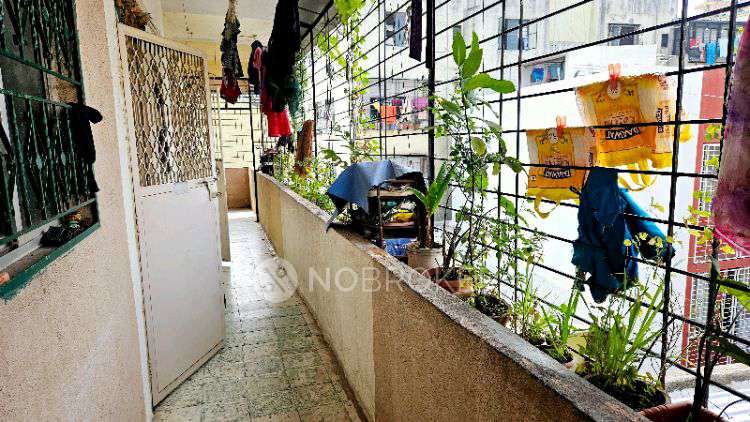 1 RK Flat In Sai Apartment Dhankawadi For Sale  In Dhankawadi