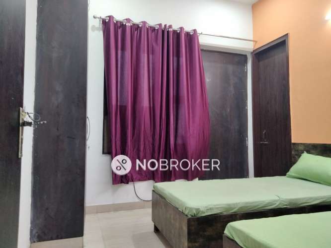 PG for Boys in Sector 40