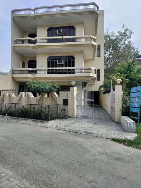 4+ BHK House For Sale  In Patel Nagar