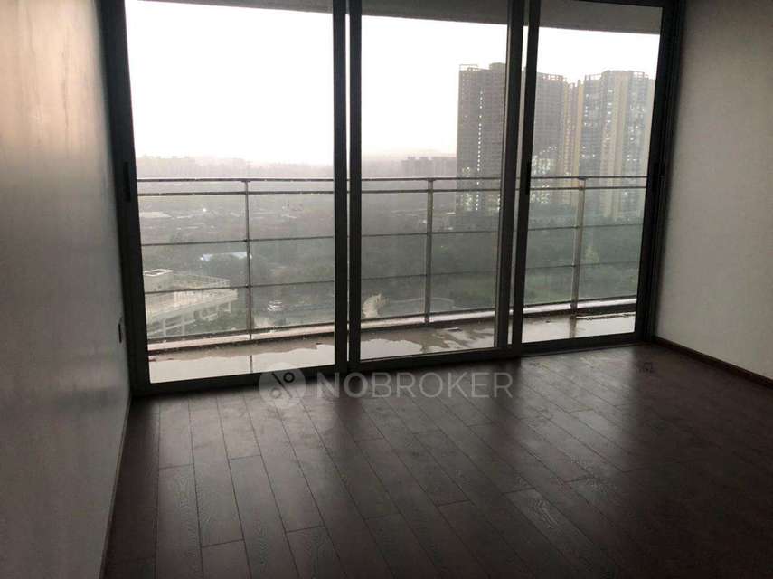 2 BHK Flat In Amanora Gateway Towers For Sale  In Hadapsar