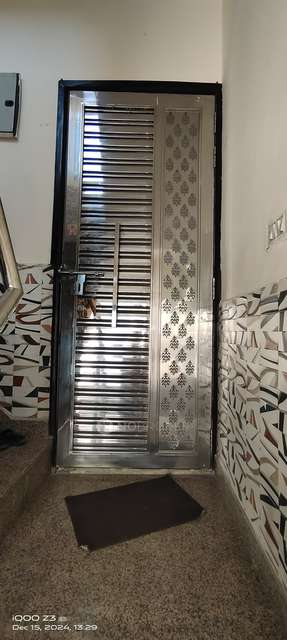 3 BHK Flat In Dda Flats For Sale  In  Rohini