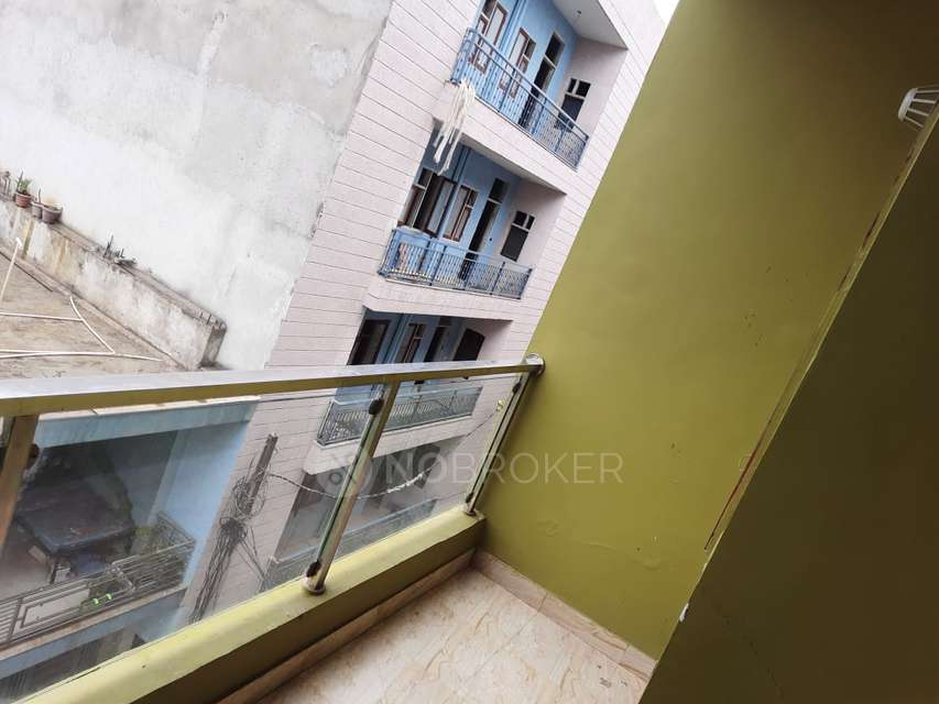 2 BHK Flat In Standalonebuilding For Sale  In Neelkanth Enclave