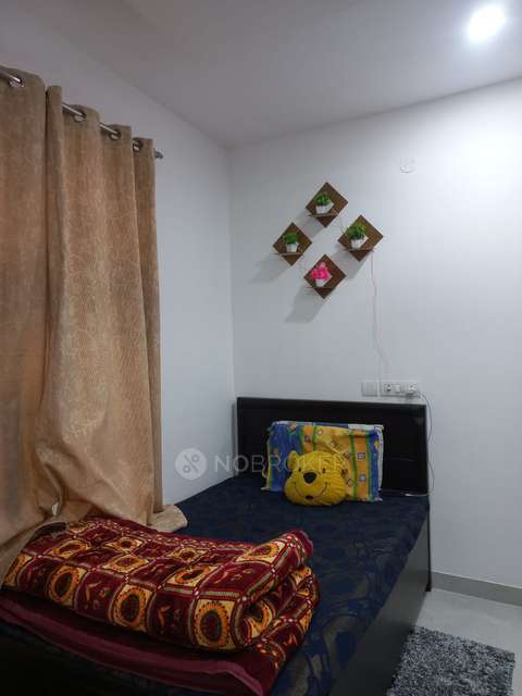 2 BHK Flat In Akash Apartment  For Sale  In Sainik Farm