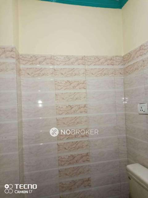 2 BHK Flat For Sale  In Laxmi Nagar