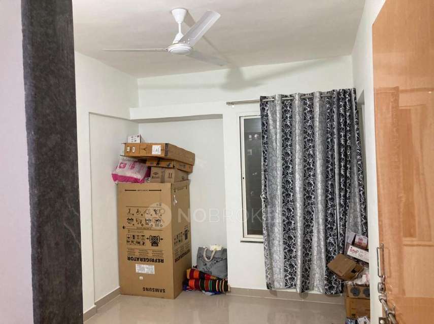 2 BHK Flat In Vaishnavi City 7 Hills For Sale  In Uruli Devachi