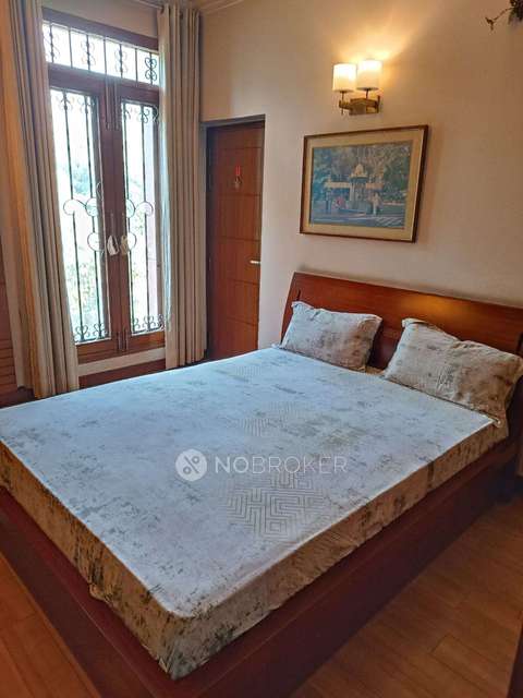 4 BHK Flat In Shatabdi Vihar For Sale  In Sector 61