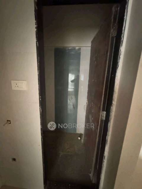 1 BHK Flat In Haware Amara For Sale  In Vikhroli East