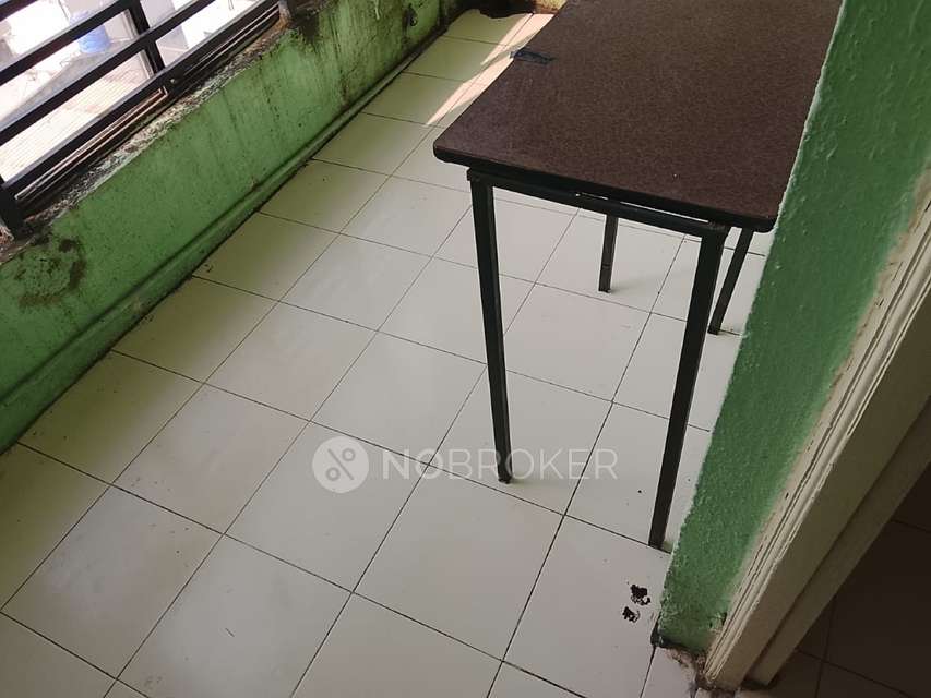 1 BHK Flat In Silver Apartment for Rent  In Hadapsar