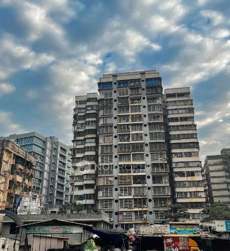 1 BHK Flat In Sai Siddi Tower For Sale  In Ghatkopar East