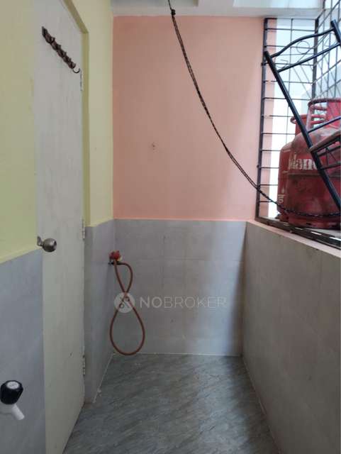 2 BHK Flat In White Breeze Apartment For Sale  In White Breeze