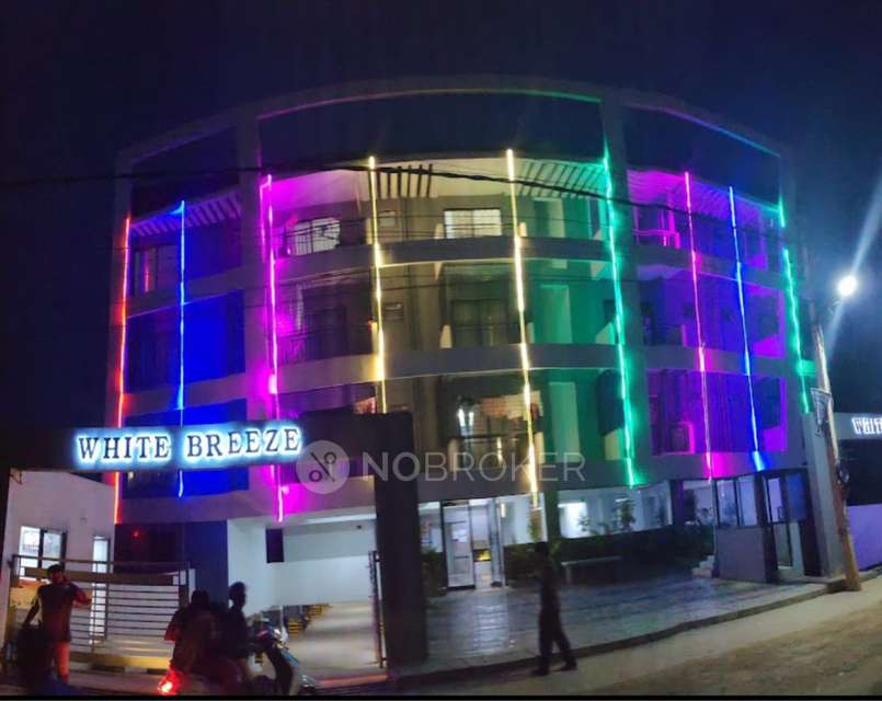 2 BHK Flat In White Breeze Apartment For Sale  In White Breeze