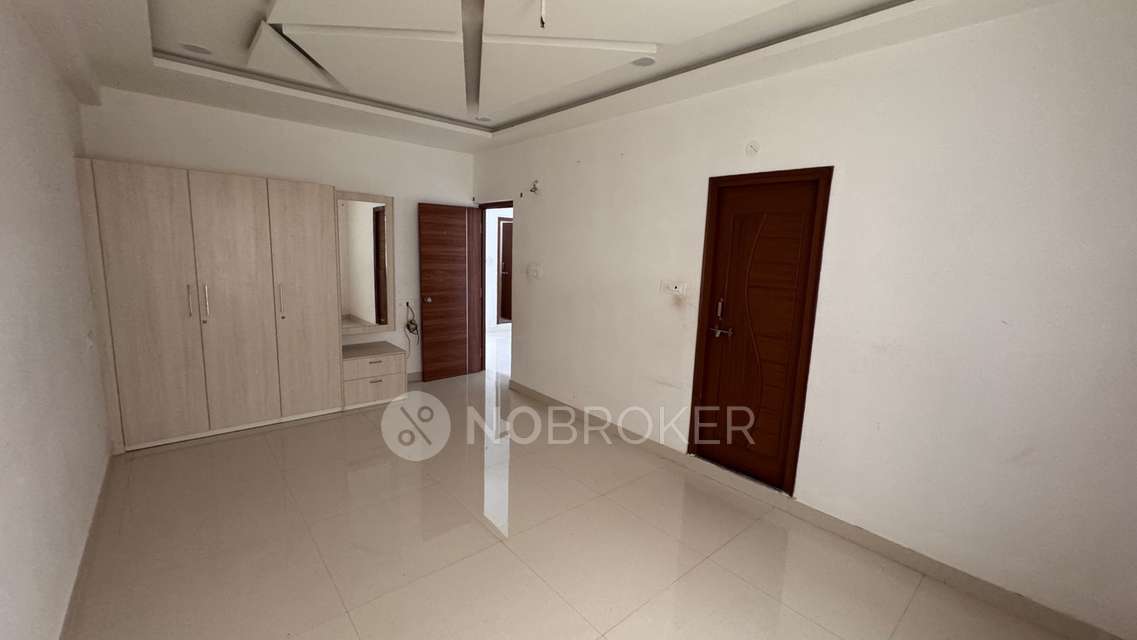 3 BHK Flat In Sai Heights For Sale  In Sai Heights, Block - 4, Railway Employees Colony