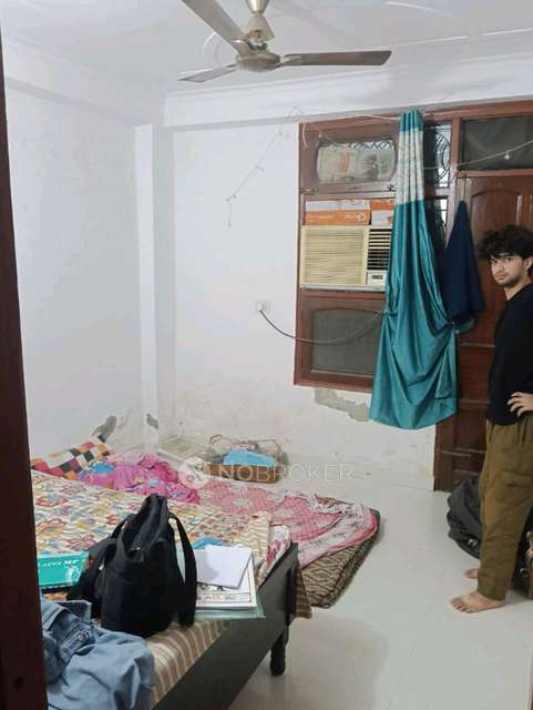 2 BHK Flat For Sale  In Okhla