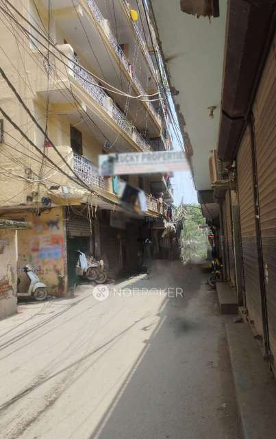 2 BHK Flat In Standalone Building  for Rent  In Vasant Kunj