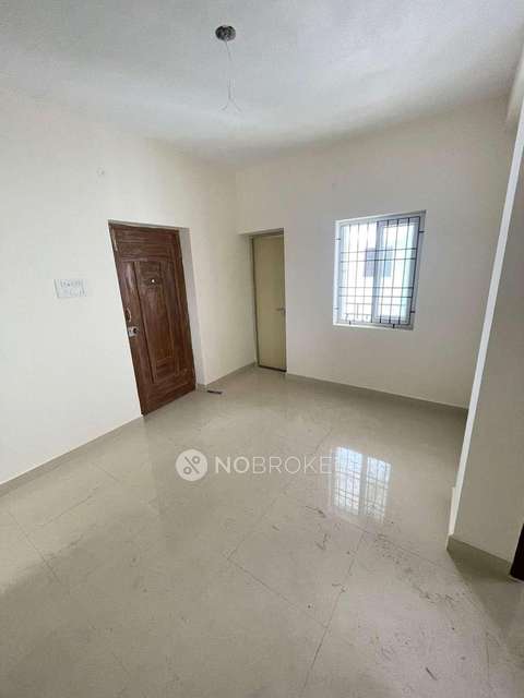 2 BHK Flat In Grand Sagacity For Sale  In Paruthippattu