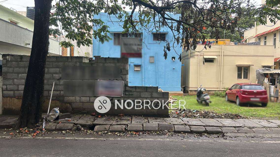 Industrial Building in  Kumaraswamy Layout, Bangalore for Rent 