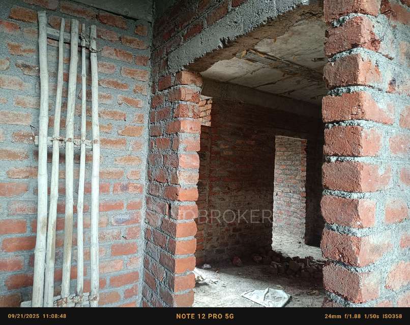 1 BHK Flat For Sale  In Baby&#39;s English School