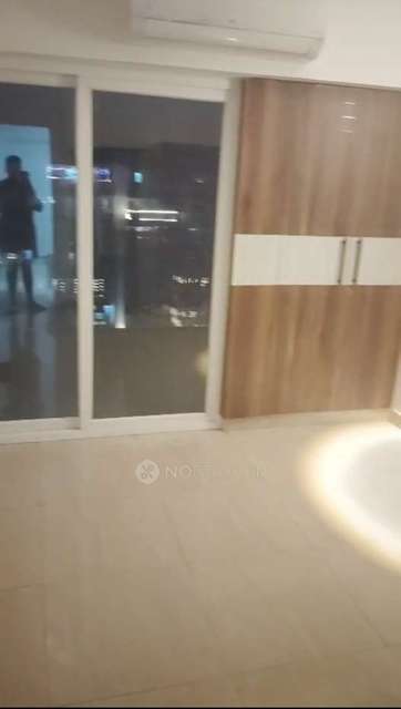 2 BHK Flat In Gaur City 7th Avenue For Sale  In Sector 4, Greater Noida