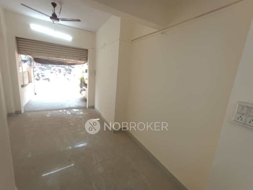 Shop in Kandivali West, Mumbai for Rent 