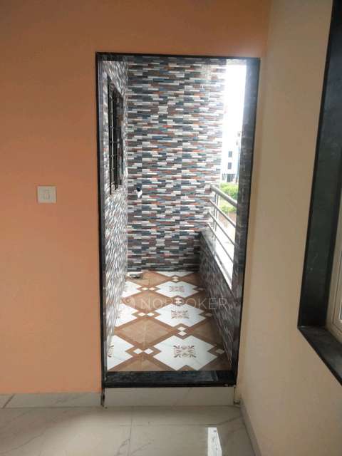 1 BHK Flat In Standalone Building  for Rent  In  Phursungi