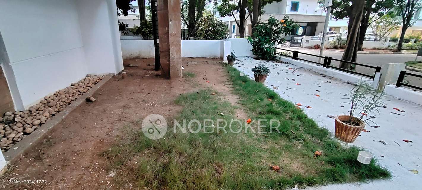 4 BHK Villa In Palm Meadows For Sale  In Kompally