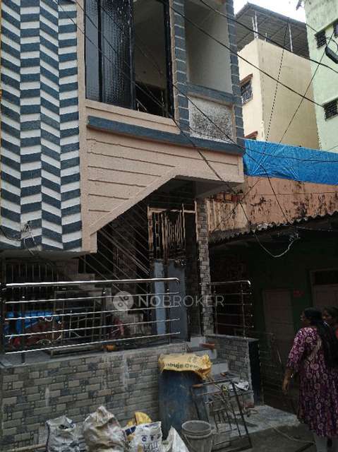 1 RK Flat In Standalone Building  for Rent  In Airoli