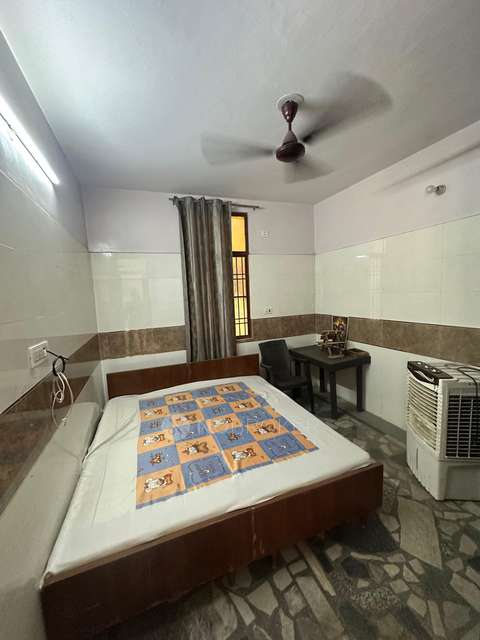 PG for Boys in Anand Parbat