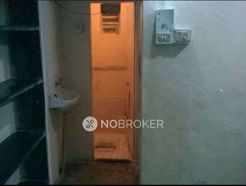 1 RK Flat In Harinarayan Complex for Rent In Harinarayan Complex A Building Chs